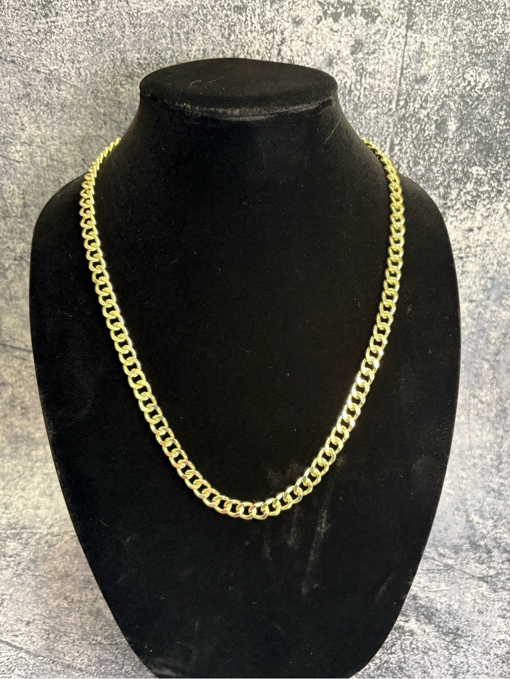 14k Gold Filled Cuban Chain Necklace - 24”, 8mm